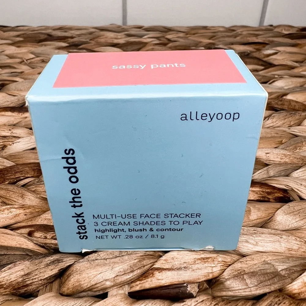 ALLEYOOP STACK THE ODDS - CREAM HIGHLIGHT, BLUSH & CONTOUR. NEW